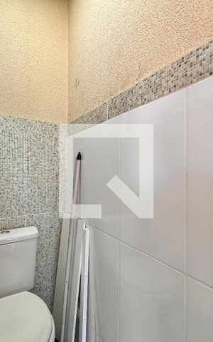 Apartamento à venda com 140m², 3 quartos e 1 vaga Apartamento à venda com 140m², 3 quartos e 1 vagaBanheiro de serviço