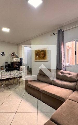 Apartamento à venda com 140m², 3 quartos e 1 vaga Apartamento à venda com 140m², 3 quartos e 1 vagaSala