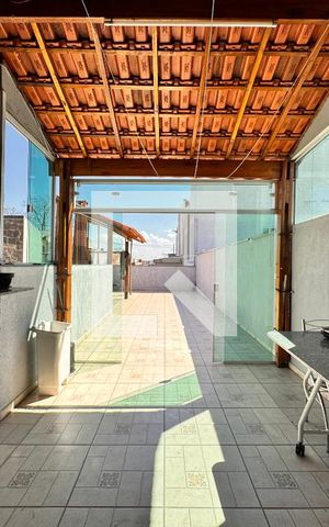Apartamento à venda com 140m², 3 quartos e 1 vaga Apartamento à venda com 140m², 3 quartos e 1 vagaCobertura