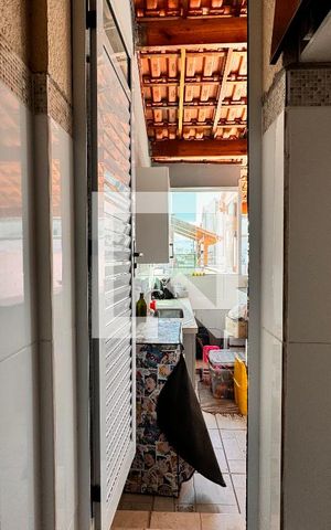 Apartamento à venda com 140m², 3 quartos e 1 vaga Apartamento à venda com 140m², 3 quartos e 1 vagaBanheiro de serviço