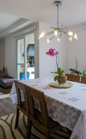 Apartamento à venda com 178m², 3 quartos e 3 vagasSala