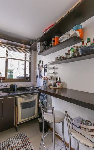 Apartamento à venda com 138m², 2 quartos e 2 vagas Apartamento à venda com 138m², 2 quartos e 2 vagasCozinha