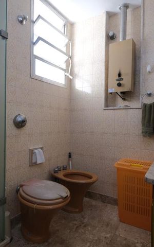 Apartamento à venda com 143m², 4 quartos e 2 vagasBanheiro Social