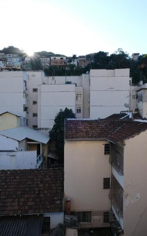 Apartamento à venda com 143m², 4 quartos e 2 vagasÁrea de Serviço Vista