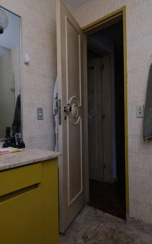 Apartamento à venda com 143m², 4 quartos e 2 vagasBanheiro Social