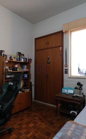 Apartamento à venda com 143m², 4 quartos e 2 vagasQuarto 3