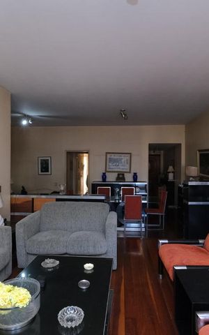 Apartamento à venda com 143m², 4 quartos e 2 vagasSala