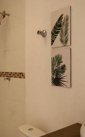 Casa à venda com 100m², 2 quartos e 1 vagaBanheiro