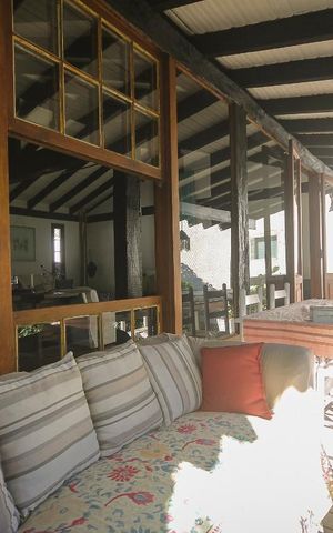 Casa de condomínio à venda com 450m², 4 quartos e 3 vagasSala