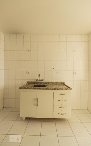 Apartamento à venda com 58m², 2 quartos e 2 vagas Apartamento à venda com 58m², 2 quartos e 2 vagasCozinha