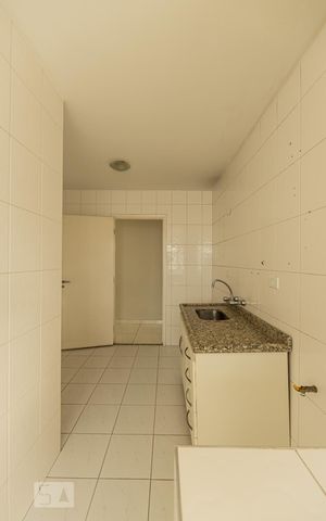 Apartamento à venda com 58m², 2 quartos e 2 vagas Apartamento à venda com 58m², 2 quartos e 2 vagasCozinha