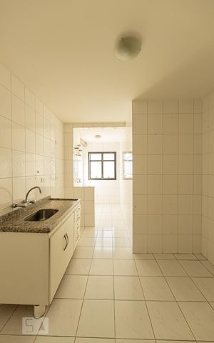 Apartamento à venda com 58m², 2 quartos e 2 vagas Apartamento à venda com 58m², 2 quartos e 2 vagasCozinha