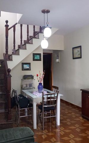 Casa à venda com 170m², 4 quartos e 2 vagasCasa 1 - Sala