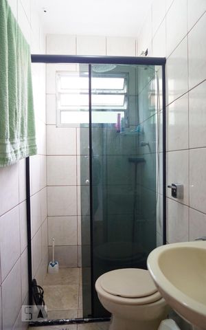 Casa à venda com 170m², 4 quartos e 2 vagasCasa 1 - Banheiro