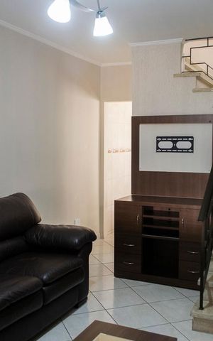 Casa à venda com 115m², 2 quartos e 2 vagas Casa à venda com 115m², 2 quartos e 2 vagasSALA