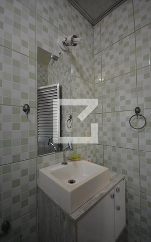 Casa à venda com 300m², 4 quartos e 2 vagasBanheiro da Suíte 4