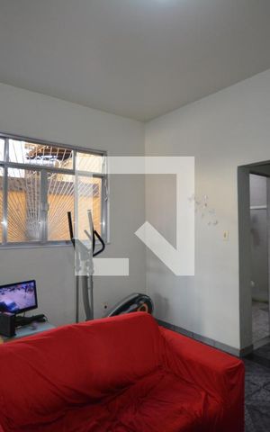Casa à venda com 300m², 4 quartos e 2 vagasSala