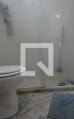 Casa à venda com 300m², 4 quartos e 2 vagasBanheiro Social