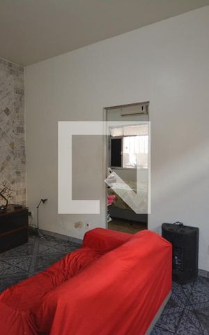 Casa à venda com 300m², 4 quartos e 2 vagasSala