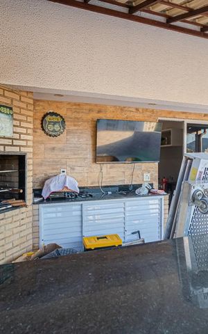 Apartamento à venda com 179m², 4 quartos e 1 vaga Apartamento à venda com 179m², 4 quartos e 1 vagaÁrea Gourmet