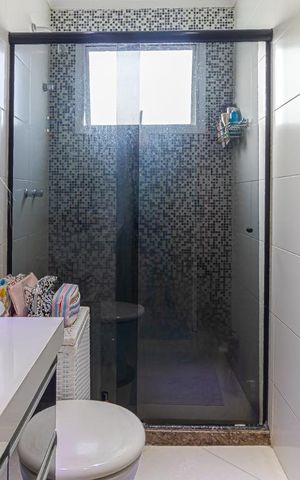 Apartamento à venda com 179m², 4 quartos e 1 vaga Apartamento à venda com 179m², 4 quartos e 1 vagaBanheiro da Suíte
