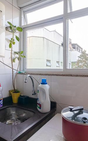 Apartamento à venda com 179m², 4 quartos e 1 vaga Apartamento à venda com 179m², 4 quartos e 1 vagaÁrea de Serviço