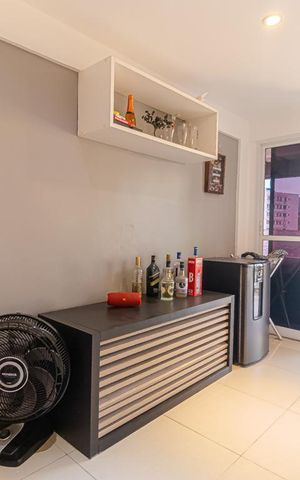Apartamento à venda com 179m², 4 quartos e 1 vaga Apartamento à venda com 179m², 4 quartos e 1 vagaHall da Cobertura