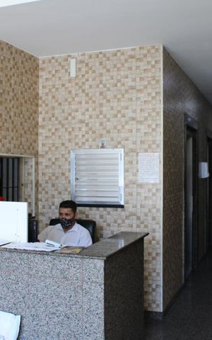 Studio para alugar com 28m², 1 quarto e sem vagaHall social e portaria