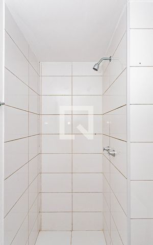Apartamento à venda com 43m², 2 quartos e sem vaga Apartamento à venda com 43m², 2 quartos e sem vagaBanheiro