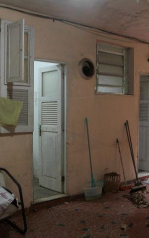 Casa à venda com 504m², 4 quartos e 2 vagas Casa à venda com 504m², 4 quartos e 2 vagasÁrea de Serviço