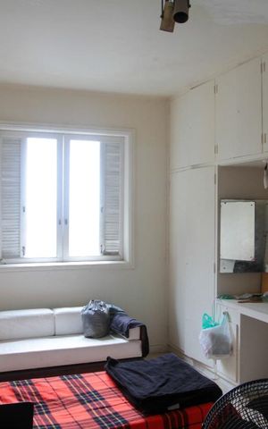 Casa à venda com 504m², 4 quartos e 2 vagas Casa à venda com 504m², 4 quartos e 2 vagasQuarto 1