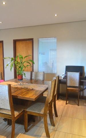 Apartamento à venda com 400m², 2 quartos e 2 vagasSala