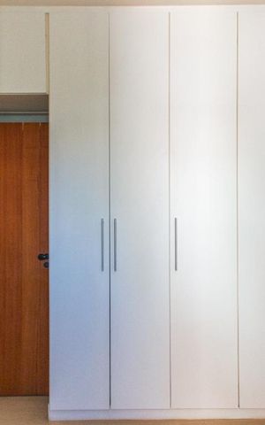 Apartamento à venda com 78m², 2 quartos e 2 vagas Apartamento à venda com 78m², 2 quartos e 2 vagasArmário do quarto