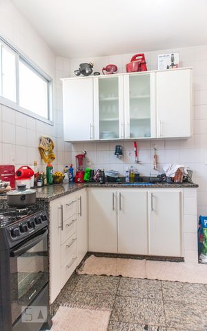 Apartamento à venda com 78m², 2 quartos e 2 vagas Apartamento à venda com 78m², 2 quartos e 2 vagasCozinha
