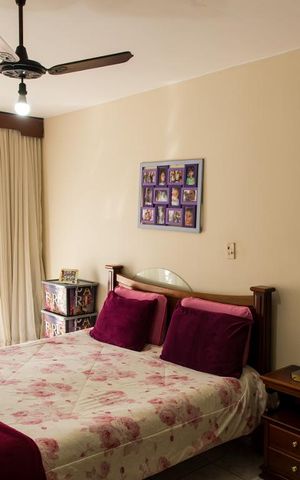 Casa à venda com 203m², 3 quartos e 2 vagas Casa à venda com 203m², 3 quartos e 2 vagasQuarto 1