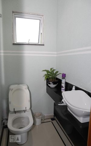 Casa à venda com 282m², 3 quartos e 6 vagasLavabo