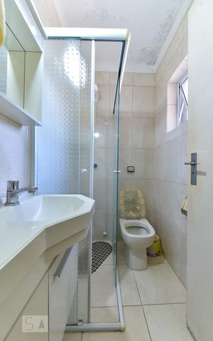 Casa à venda com 156m², 3 quartos e 1 vaga Casa à venda com 156m², 3 quartos e 1 vaga Banheiro da Suíte 2