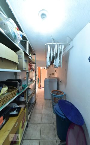 Casa à venda com 156m², 3 quartos e 1 vaga Casa à venda com 156m², 3 quartos e 1 vagaLavanderia