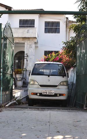 Casa à venda com 306m², 7 quartos e 5 vagasGaragem