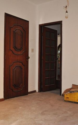 Casa à venda com 306m², 7 quartos e 5 vagasQuarto 1 com suíte