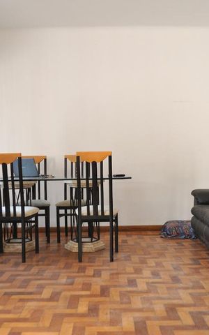 Casa à venda com 306m², 7 quartos e 5 vagasSala