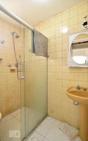 Apartamento para alugar com 60m², 2 quartos e 1 vagaBanheiro da suite