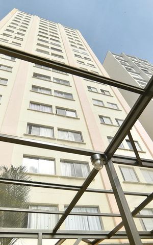 Apartamento para alugar com 60m², 2 quartos e 1 vagaÁrea comum - fachada
