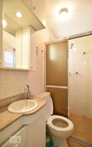 Apartamento para alugar com 60m², 2 quartos e 1 vagaBanheiro da suite