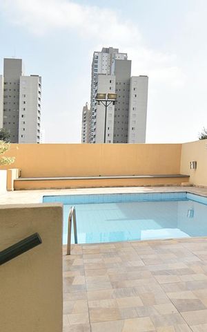 Apartamento para alugar com 60m², 2 quartos e 1 vagaÁrea comum - piscina