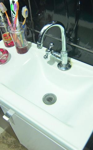 Casa à venda com 80m², 3 quartos e 3 vagasBanheiro