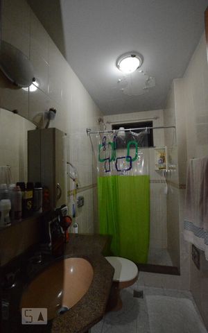 Apartamento à venda com 82m², 3 quartos e 1 vagaBanheiro da Suíte