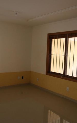 Casa à venda com 260m², 3 quartos e 4 vagas Casa à venda com 260m², 3 quartos e 4 vagasSala
