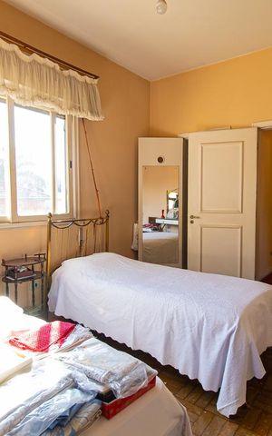 Casa à venda com 385m², 4 quartos e 3 vagas Casa à venda com 385m², 4 quartos e 3 vagasSuíte 2