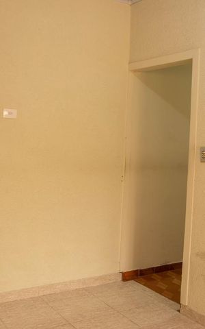 Casa à venda com 291m², 4 quartos e 2 vagas Casa à venda com 291m², 4 quartos e 2 vagasCozinha